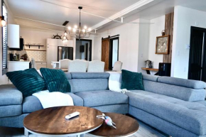 Alma 2 bedroom Sleeps 6
